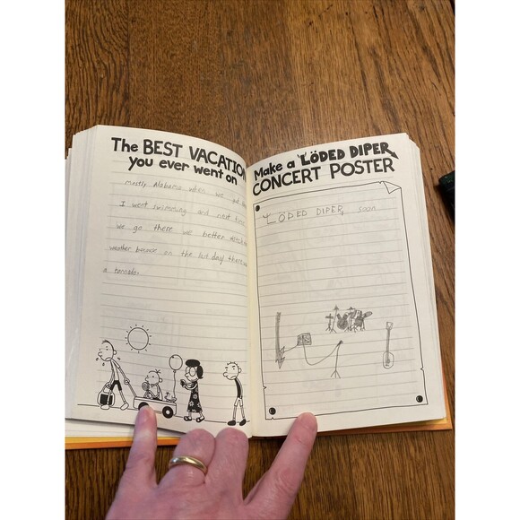 DIARY OF A WIMPY KID Lot of 5 Books by Jeff Kinney Printed in USA 4 PB 1 HB - Picture 15 of 16